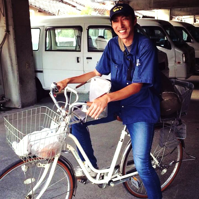 宮地部品営業部長